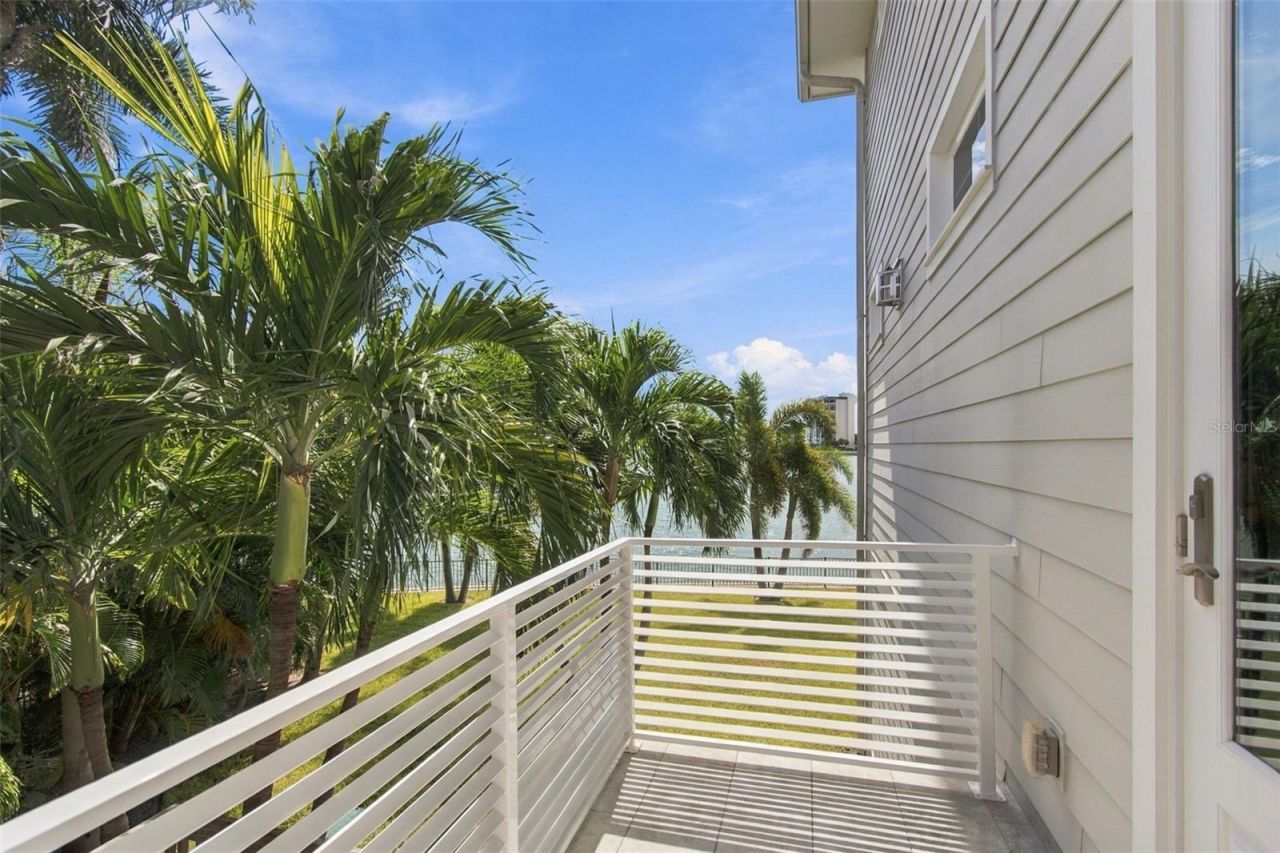 14 Marina Terrace, Treasure Island, FL 33706 Photo