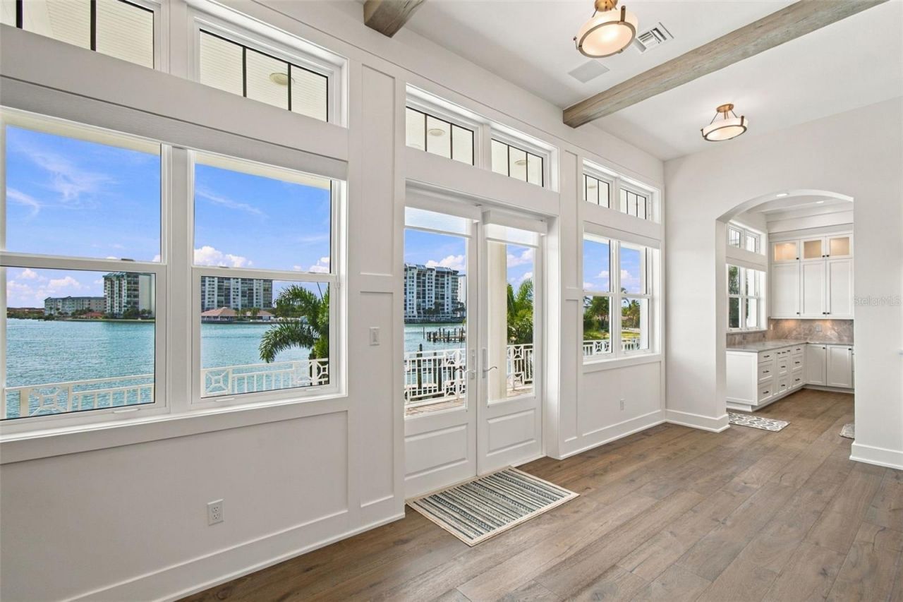 14 Marina Terrace, Treasure Island, FL 33706 Photo