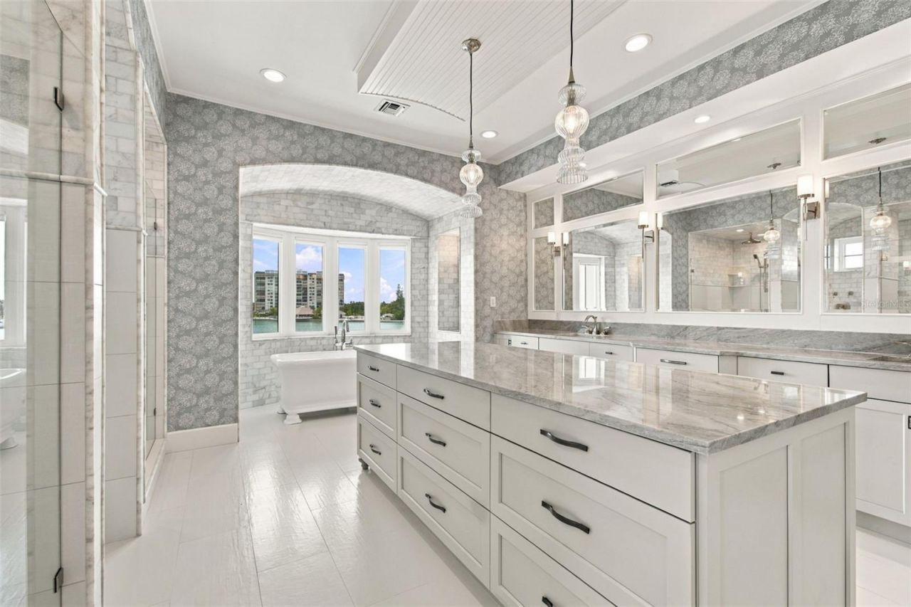 14 Marina Terrace, Treasure Island, FL 33706 Photo