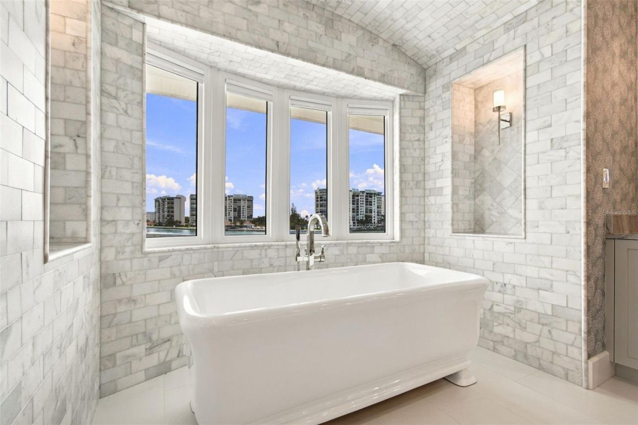 14 Marina Terrace, Treasure Island, FL 33706 Photo