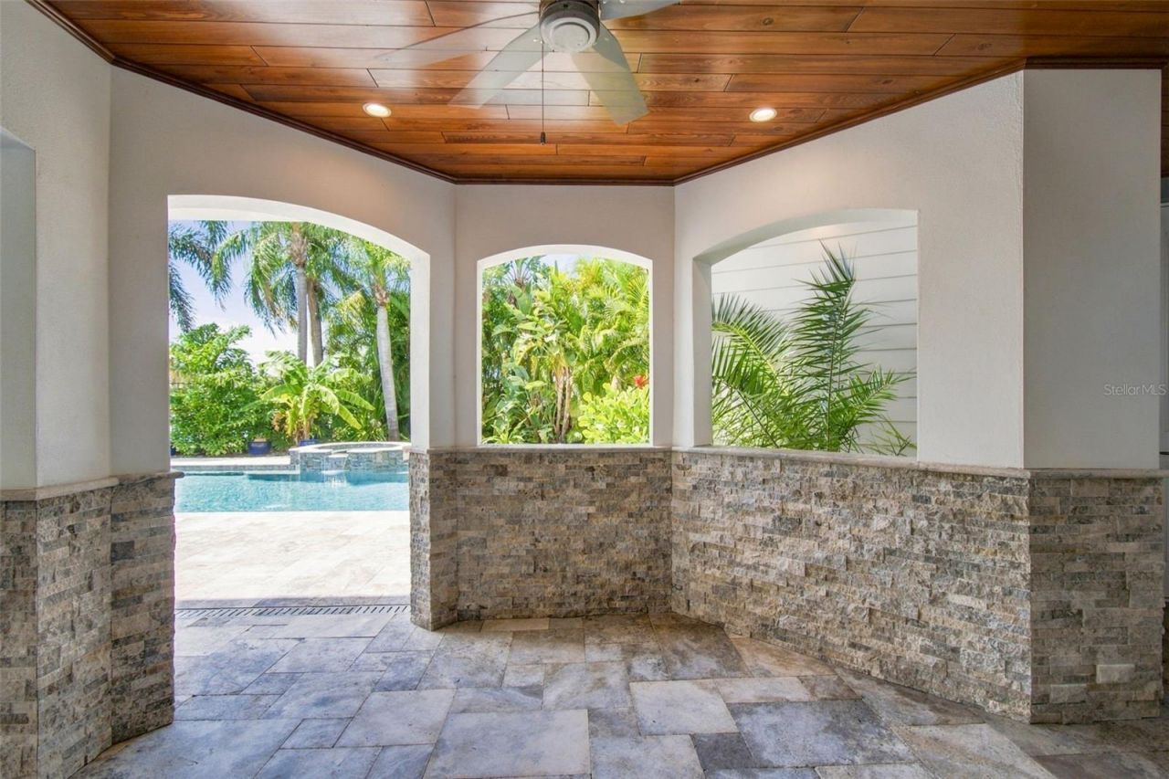 14 Marina Terrace, Treasure Island, FL 33706 Photo