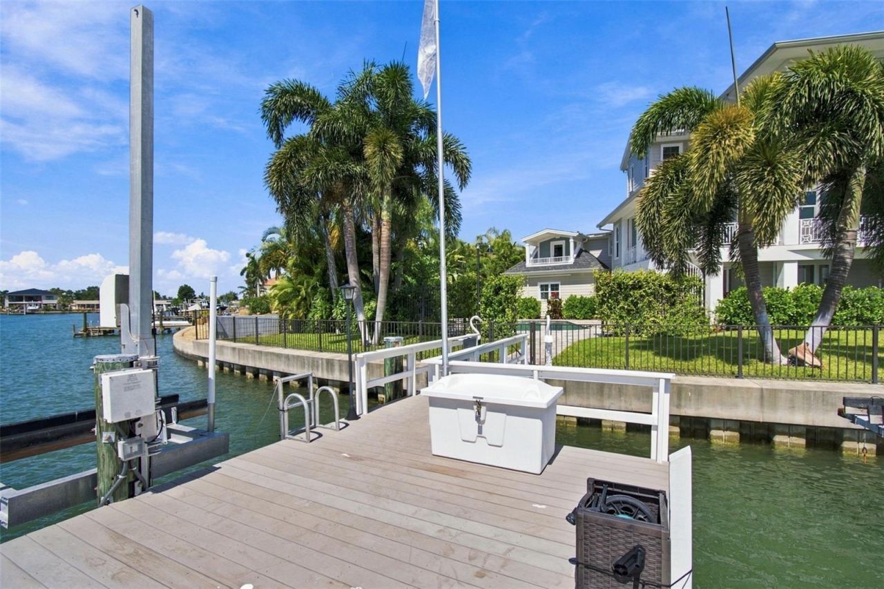 14 Marina Terrace, Treasure Island, FL 33706 Photo
