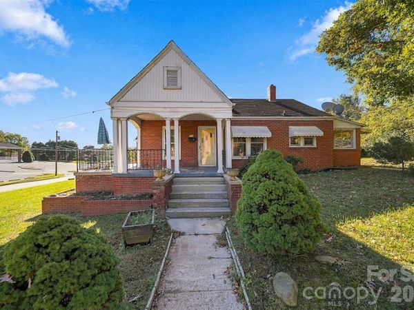 204 Eldred Street , Valdese, NC 28690