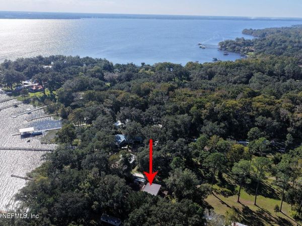 126 SAINT JOHNS Drive, Palatka, FL 32177