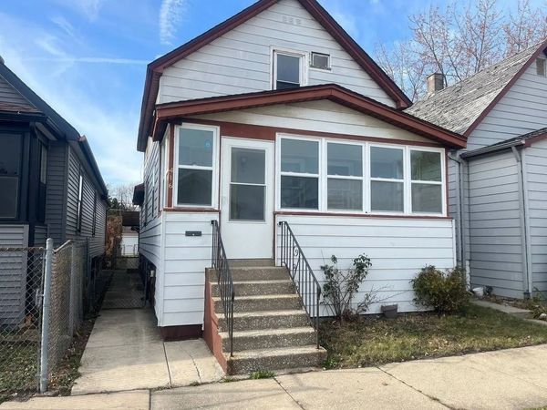 416 Price Avenue , Calumet City, IL 60409