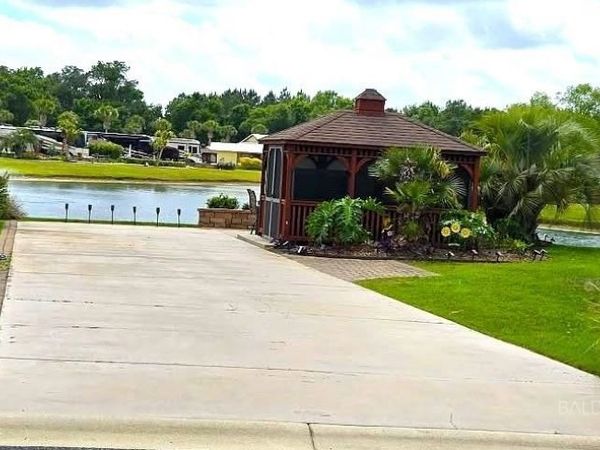 636 Sereno Street, Foley, AL 36535