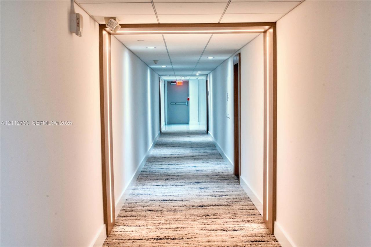 5825 Collins Ave , Unit 11H, Miami Beach, FL 33140 Photo