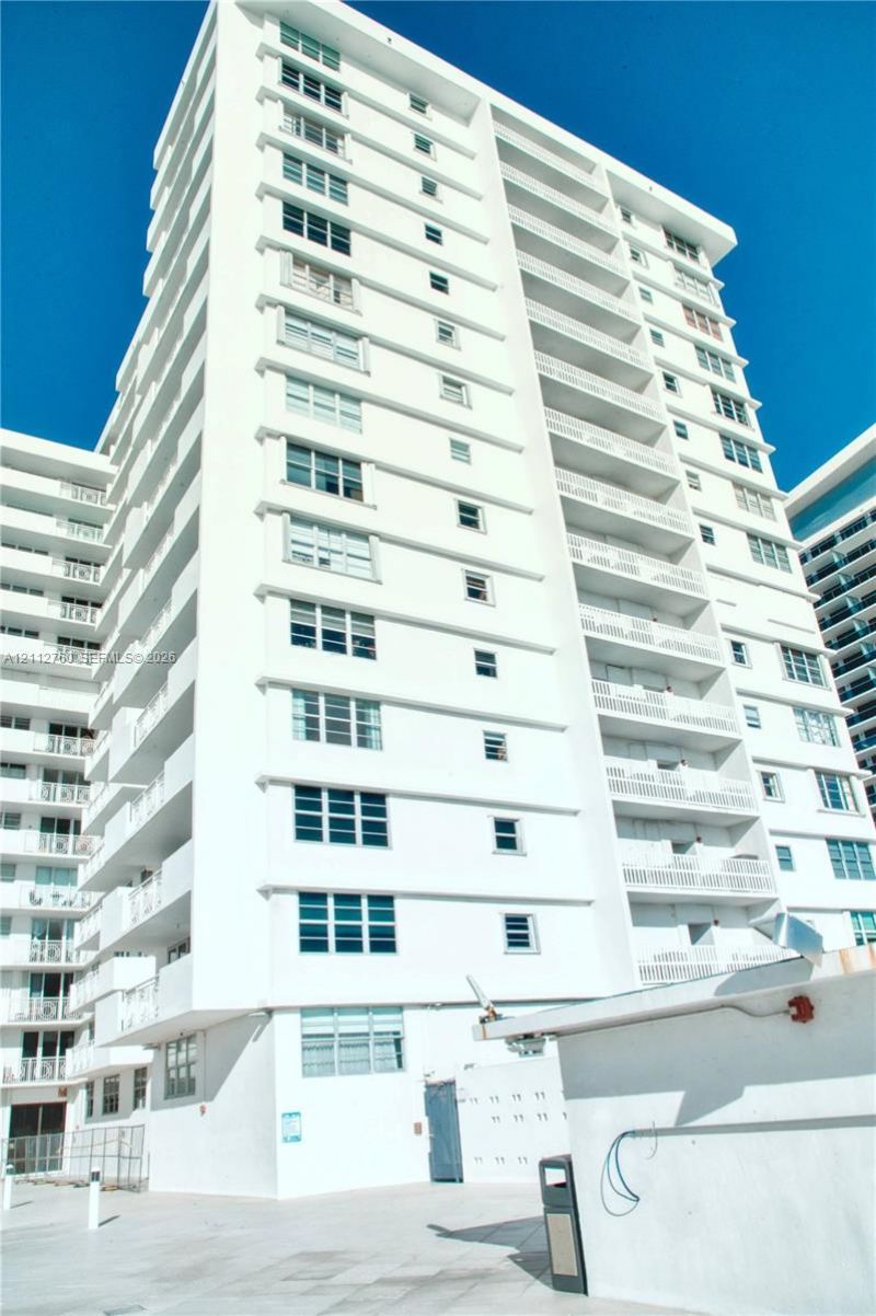 5825 Collins Ave , Unit 11H, Miami Beach, FL 33140 Photo
