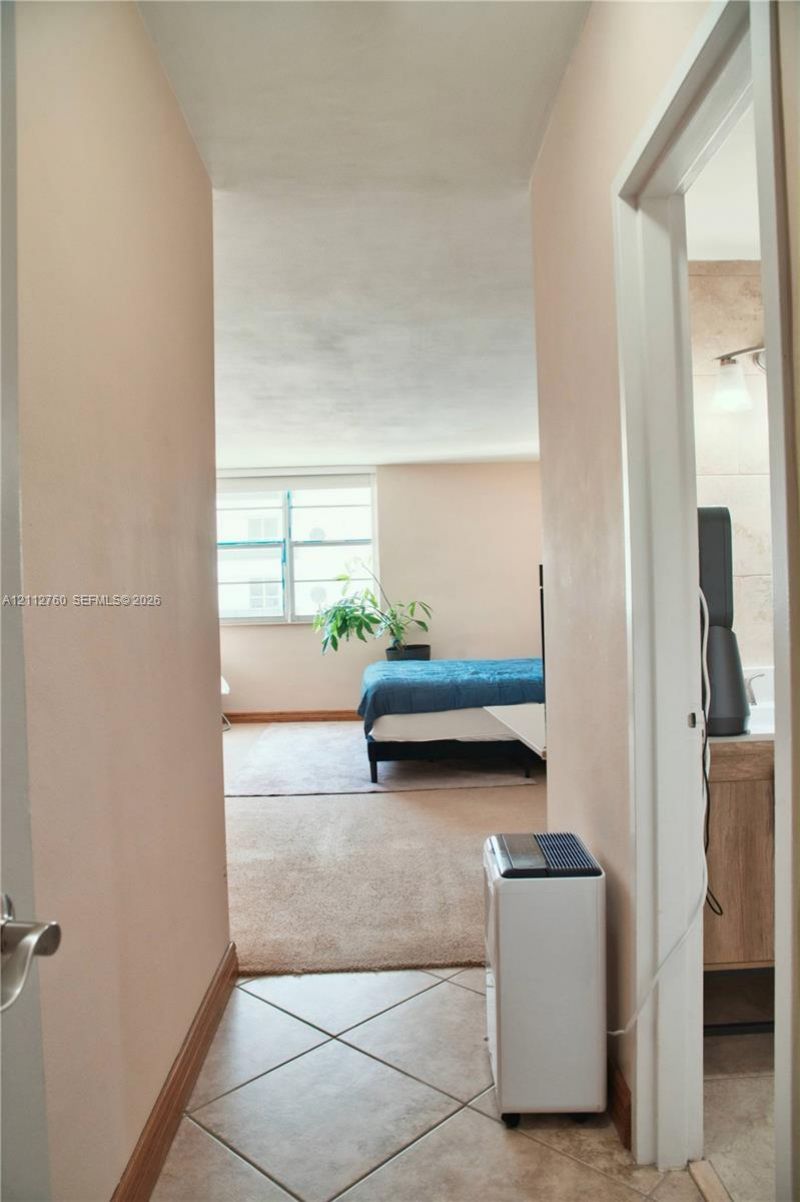 5825 Collins Ave , Unit 11H, Miami Beach, FL 33140 Photo