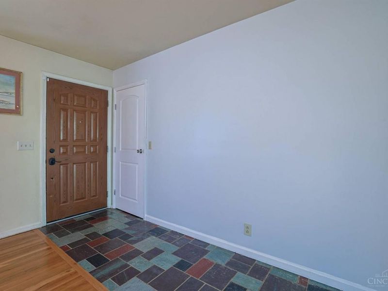 487 Greenwell Avenue, Delhi Township, OH 45238 Photo 5
