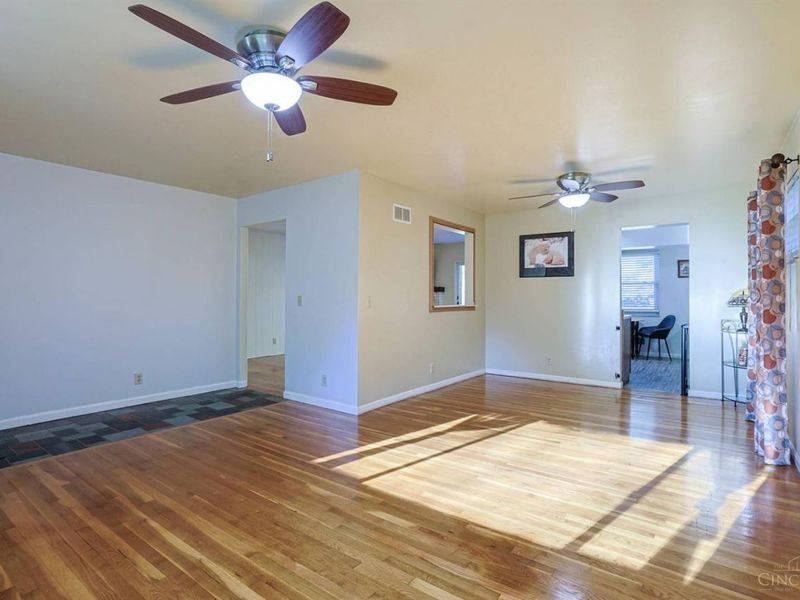487 Greenwell Avenue, Delhi Township, OH 45238 Photo 8