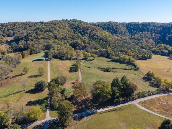 2583 Free State Rd, Gainesboro, TN 38562