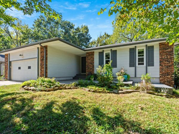 4823 S Louise Road , Battlefield, MO 65619