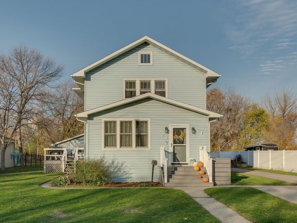 28 Francis Street, West Fargo, ND 58078