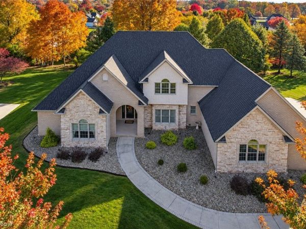 4966 Abbey Church Avenue NW, Canton, OH 44718