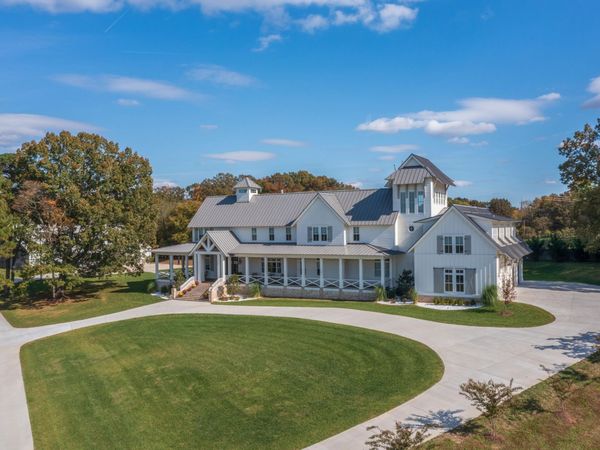 7468 Noah Reid Road , Chattanooga, TN 37421