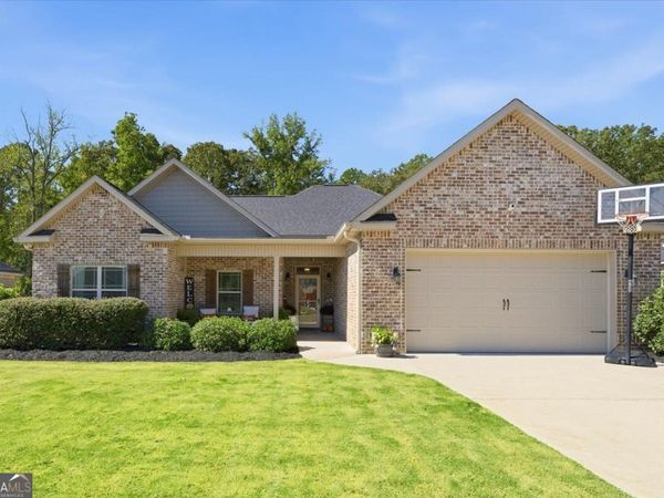 441 Barbara Court, Forsyth, GA 31029