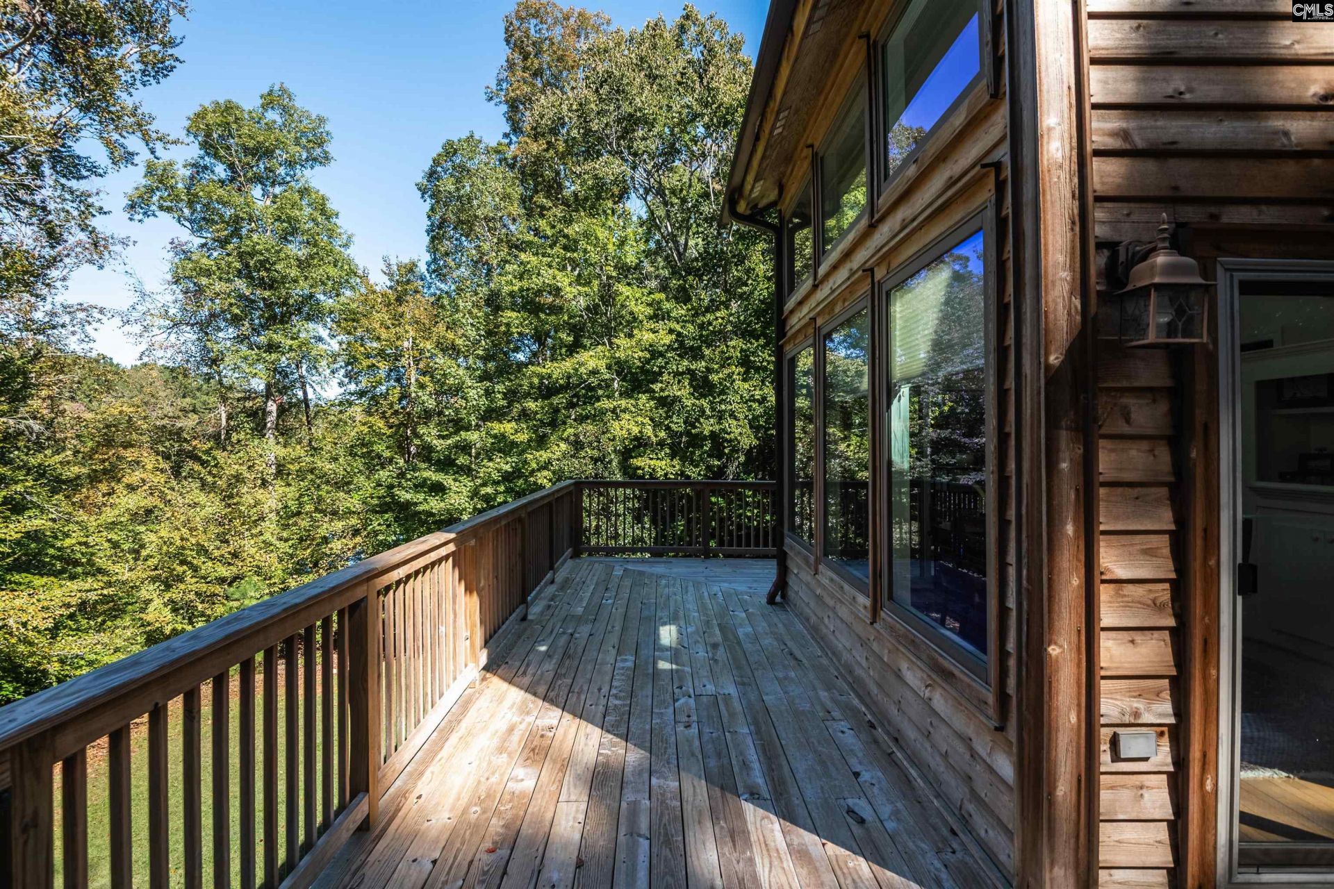 440 Cedar Lakes Drive  Photo 16