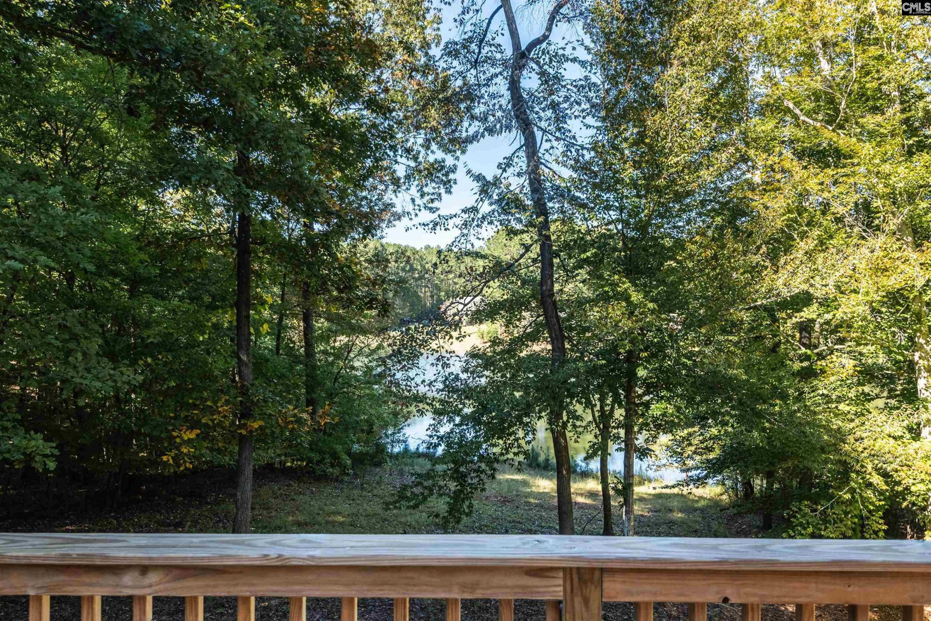 440 Cedar Lakes Drive  Photo 17