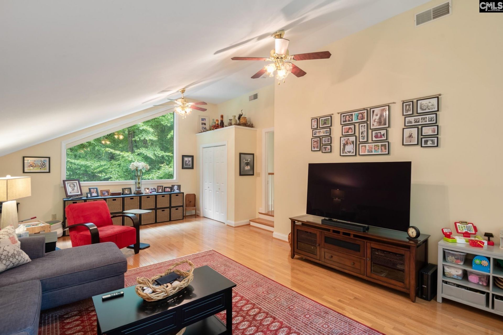 440 Cedar Lakes Drive  Photo 30