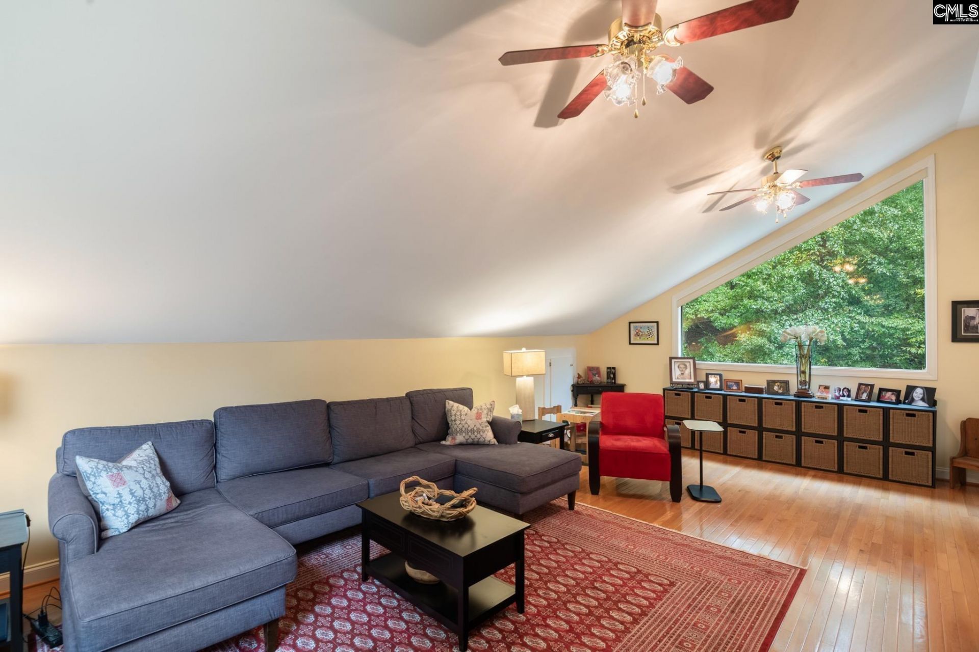 440 Cedar Lakes Drive  Photo 31