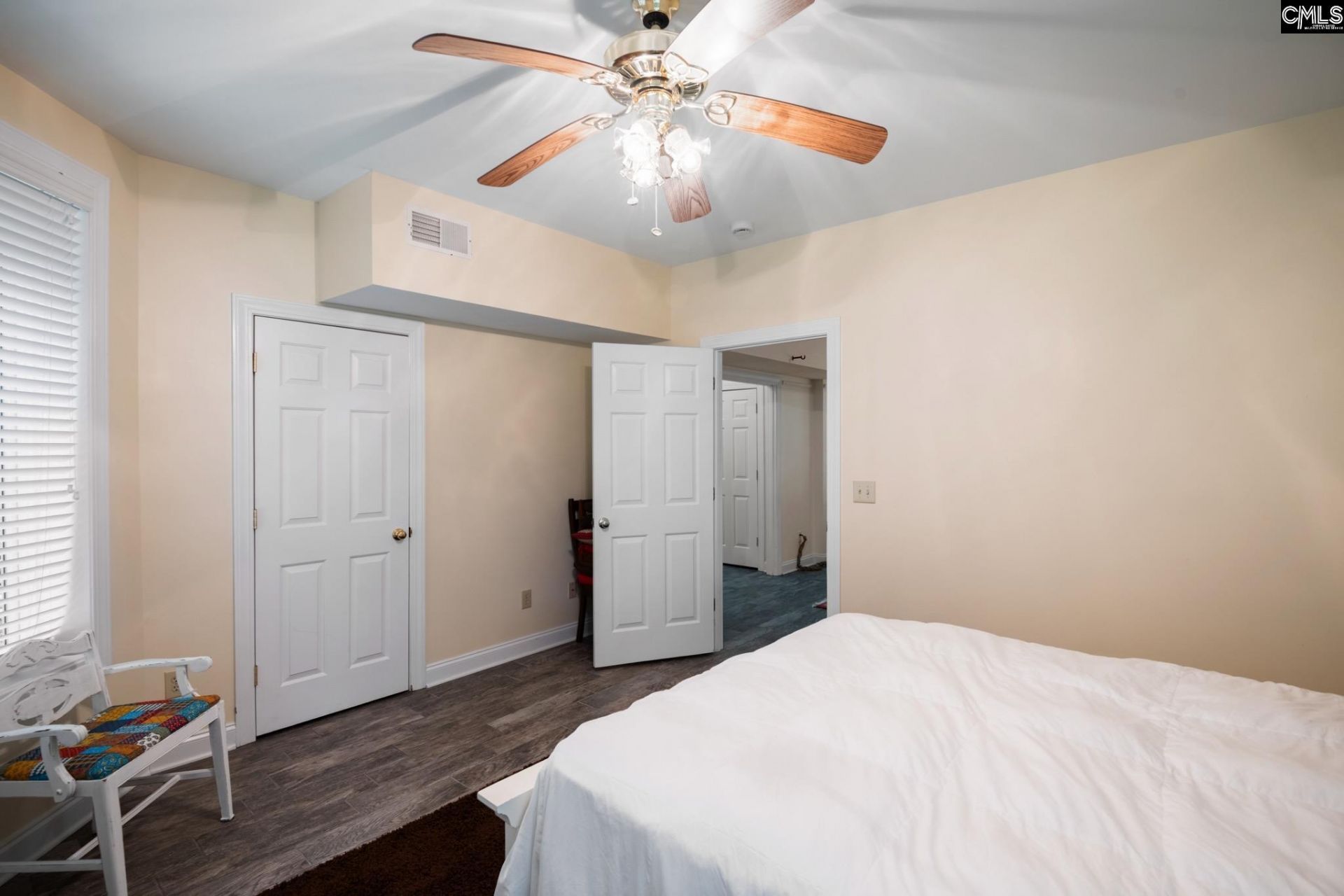 440 Cedar Lakes Drive  Photo 38