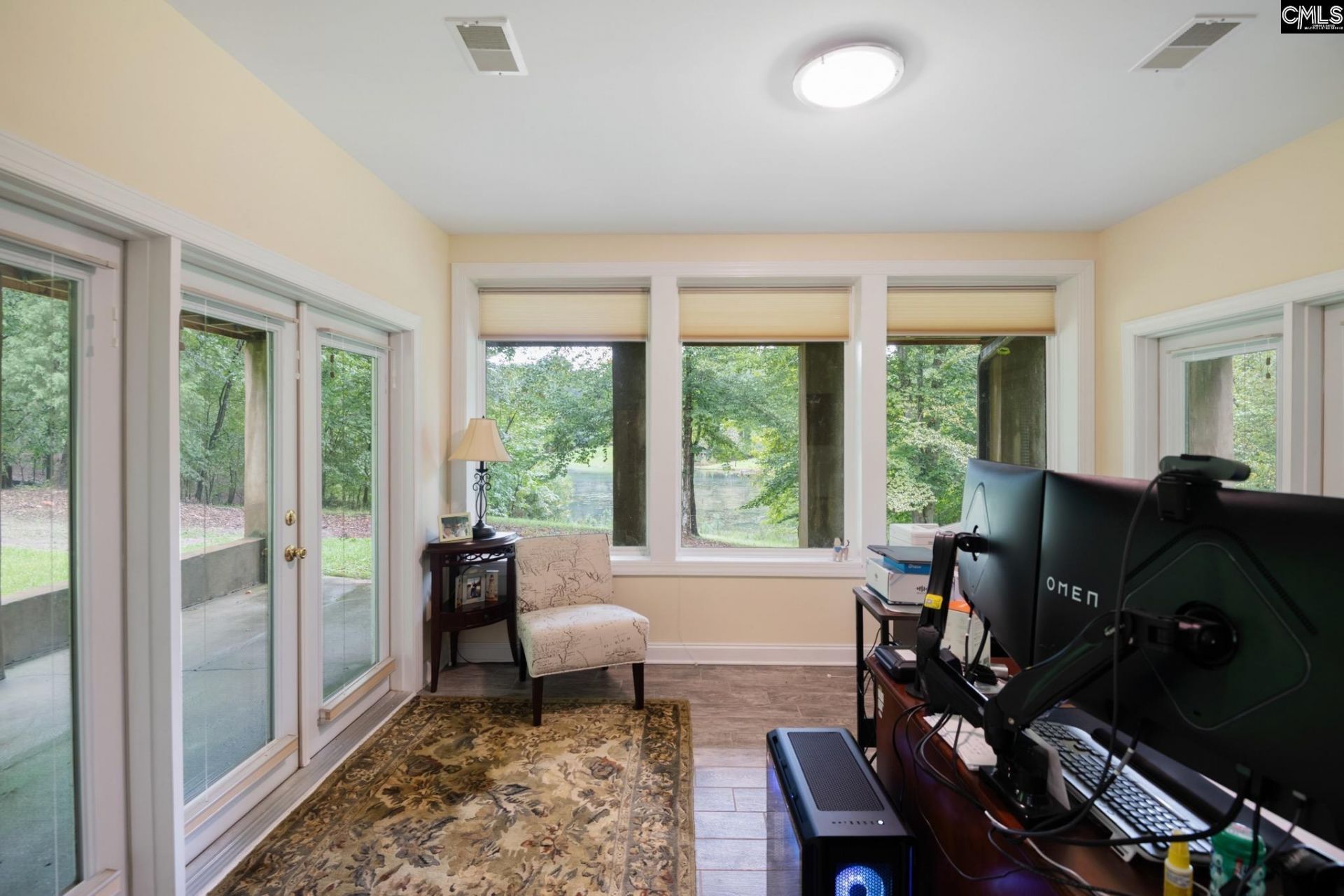 440 Cedar Lakes Drive  Photo 44