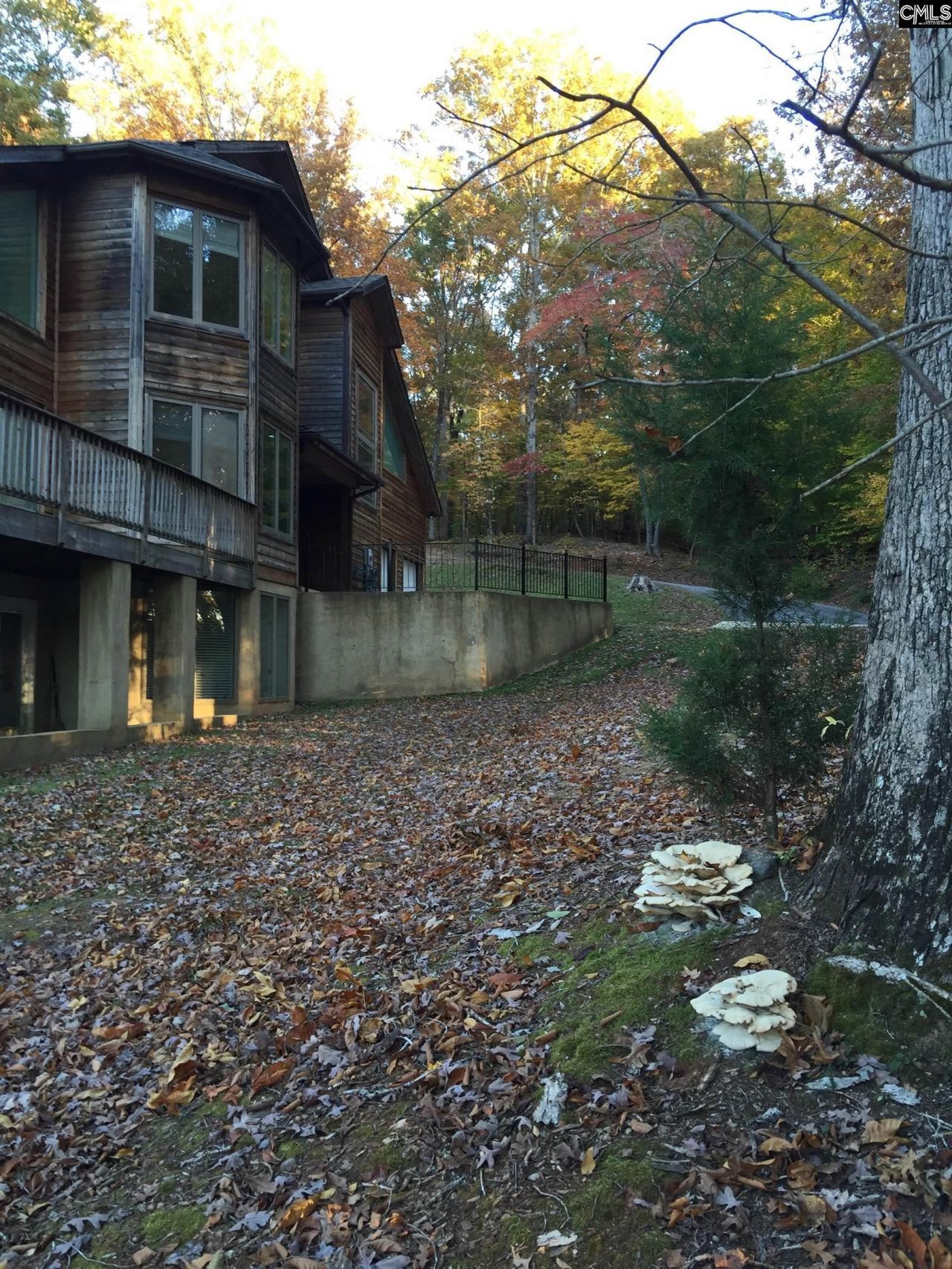 440 Cedar Lakes Drive  Photo 71