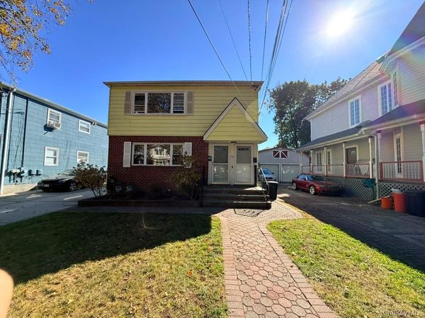 115 Custer Avenue , Unit #2, Williston Park, NY 11596