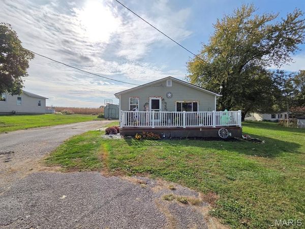 31595 Old Monticello Road , Canton, MO 63435