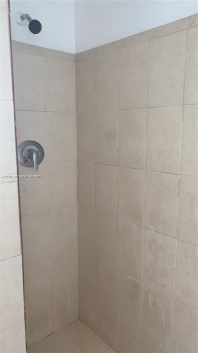 13700 NE 6th Ave , Unit 213, North Miami, FL 33161 Photo