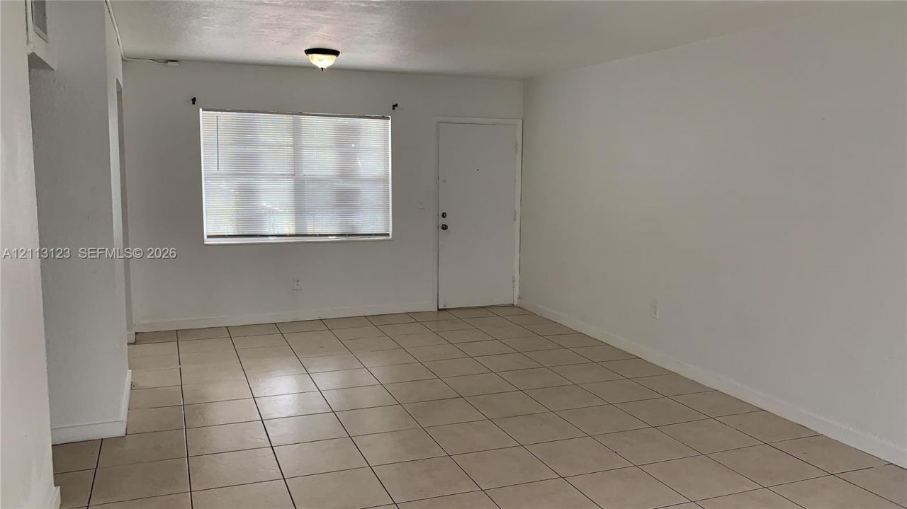 13700 NE 6th Ave , Unit 213, North Miami, FL 33161 Photo