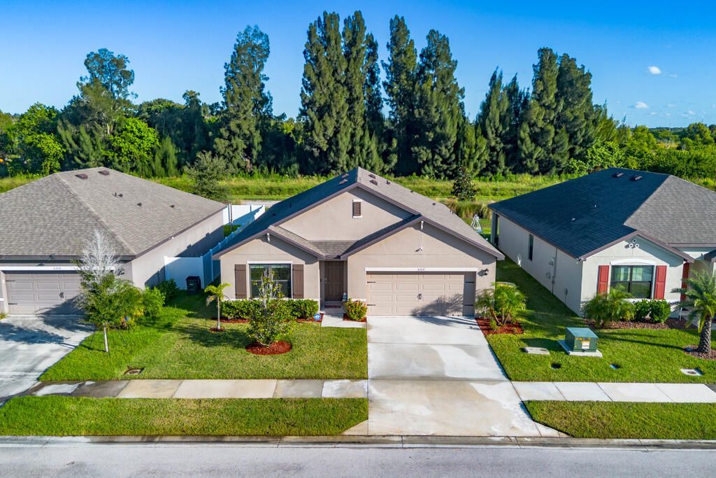 5312 Amusement Avenue, Fort Pierce, FL 34947 Photo