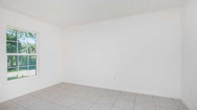 5814 NW Gillespie Avenue, Port Saint Lucie, FL 34986 Photo
