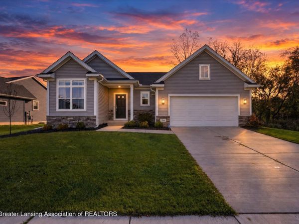 204 Stratford Drive, Mason, MI 48854