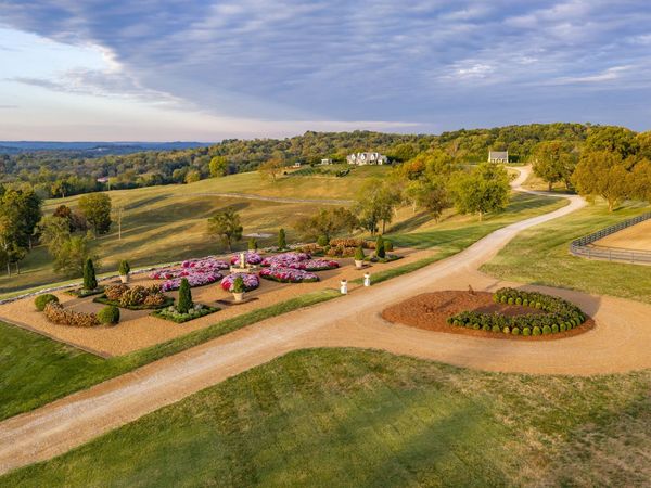 1333 John Sharp Road , Spring Hill, TN 37174