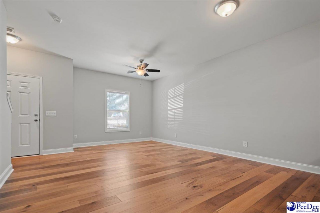 3552 Texas Rd Unit B Photo 4
