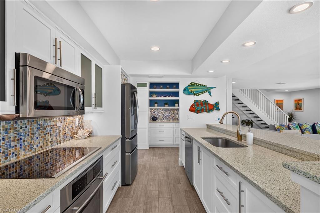 11 Beach Homes, Captiva, FL 33924 Photo