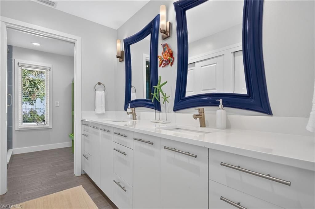 11 Beach Homes, Captiva, FL 33924 Photo