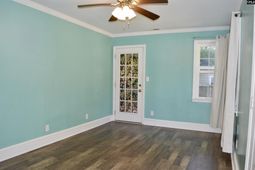 504 Johnson Avenue  photo 4