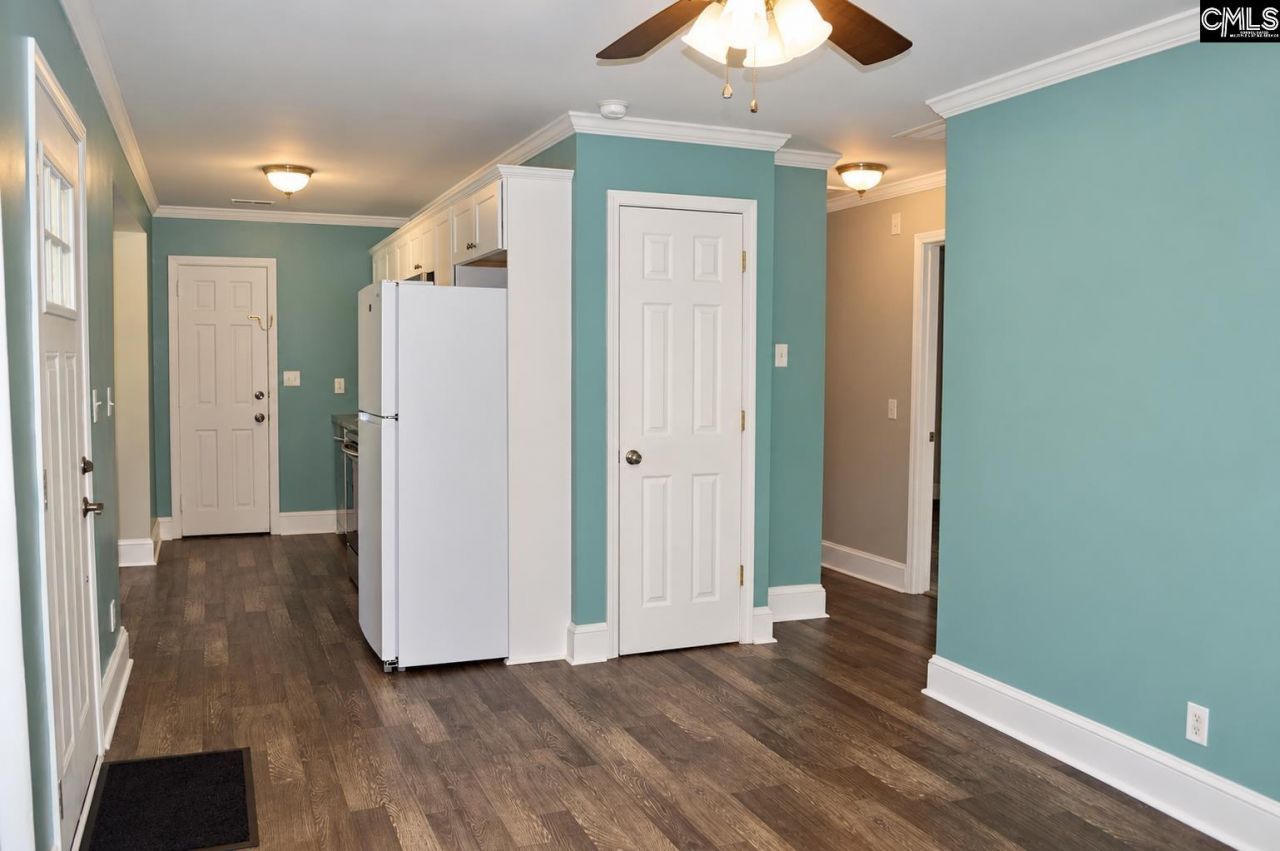 504 Johnson Avenue  Photo 8