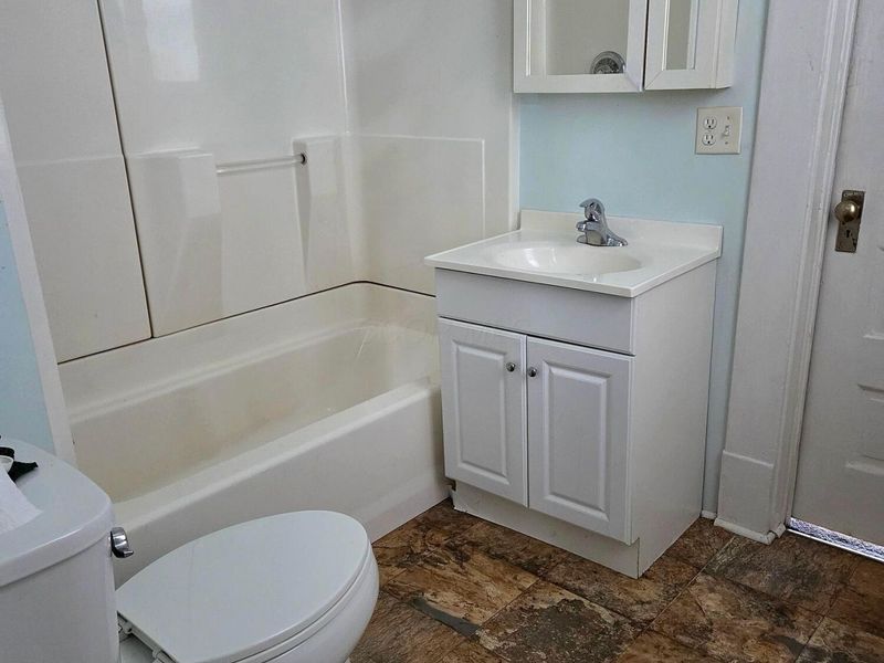 77 S Pine Street, Newark, OH 43055 Photo 10