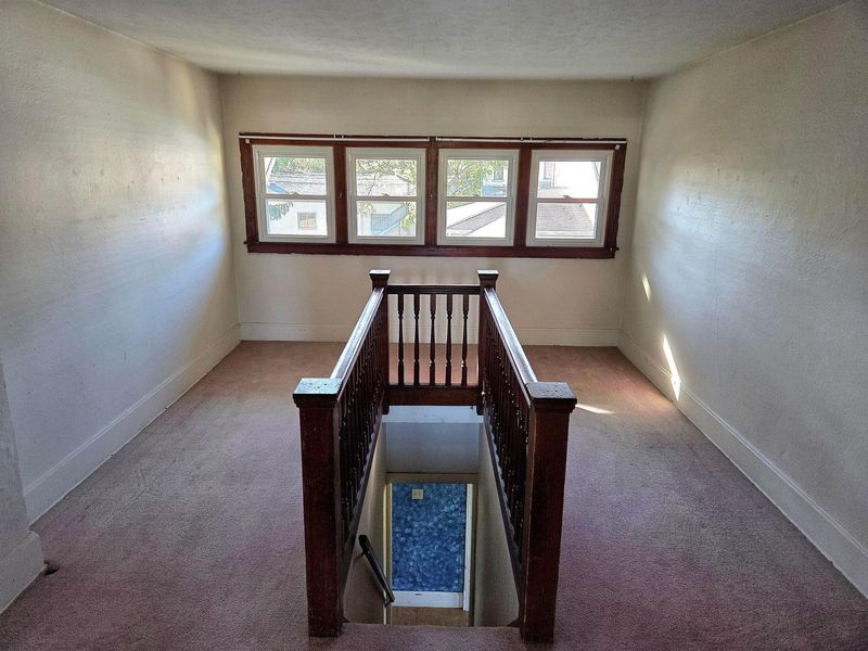 77 S Pine Street, Newark, OH 43055 Photo 14