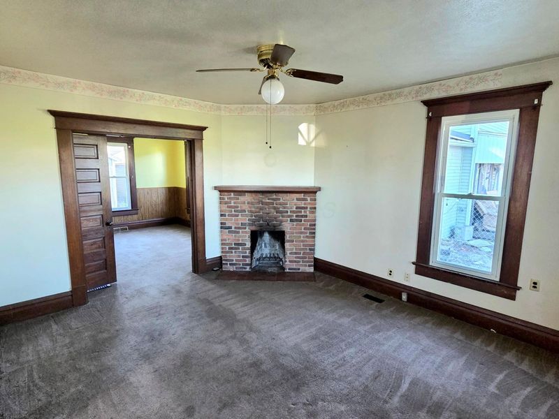 77 S Pine Street, Newark, OH 43055 Photo 4