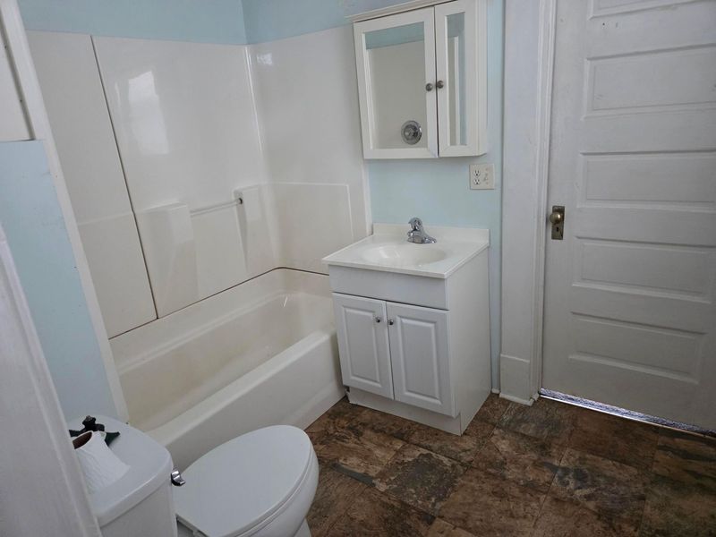 77 S Pine Street, Newark, OH 43055 Photo 9