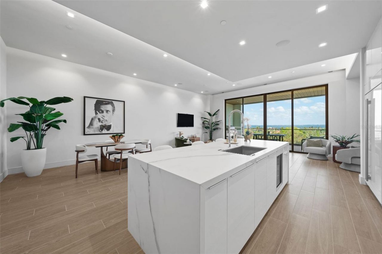 1591 Gulf Of Mexico Drive, Unit 515, Longboat Key, FL 34228 Photo