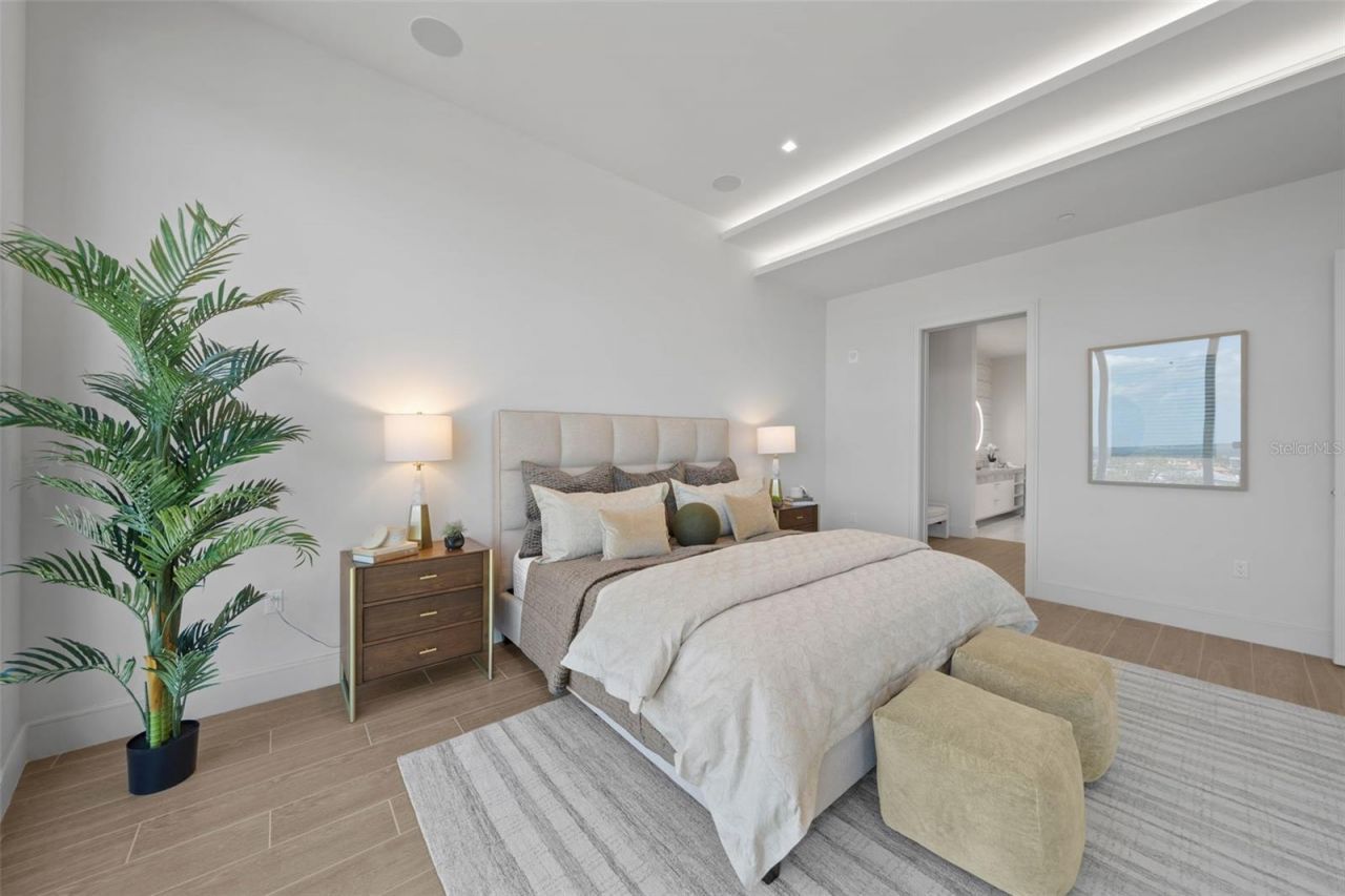 1591 Gulf Of Mexico Drive, Unit 515, Longboat Key, FL 34228 Photo
