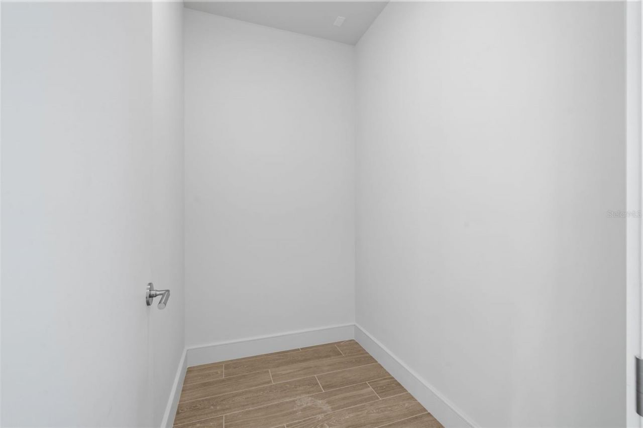 1591 Gulf Of Mexico Drive, Unit 515, Longboat Key, FL 34228 Photo