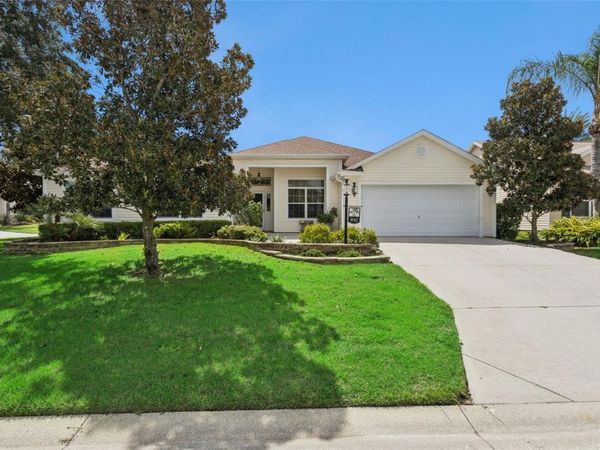 842 LUCKY LANE , THE VILLAGES, FL 32162