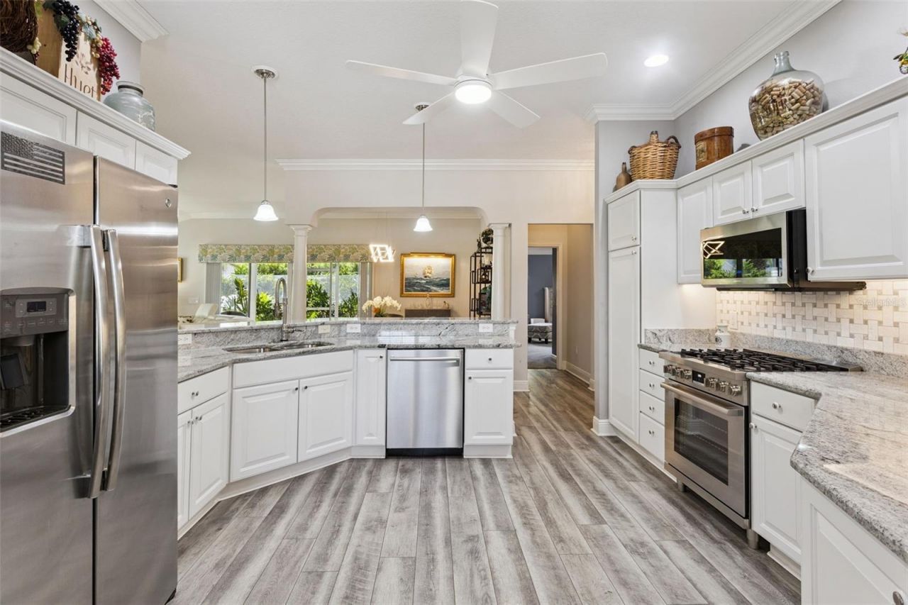 842 Lucky Lane, The Villages, FL 32162 Photo